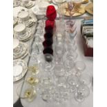A QUANTITY OF GLASSES TO INCLUDE WINE, SHERRY, LICQUER, ETC