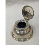 A BIRMINGHAM HALLMARKED SILVER INKWELL GROSS WEIGHT: 693 GRAMS