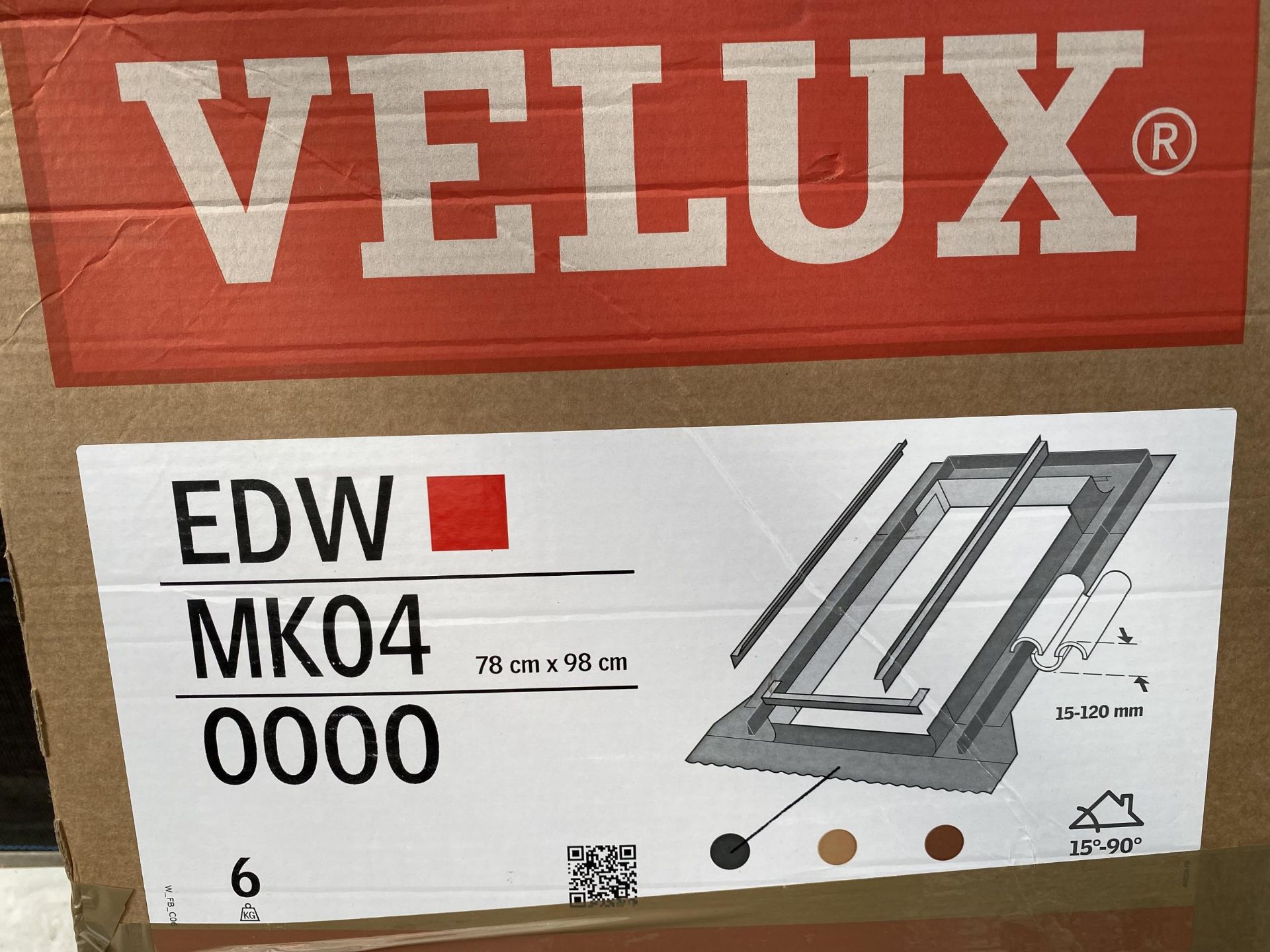 A VELUX WINDOW, EDW MK04 (78CM X 98CM) - Image 2 of 4