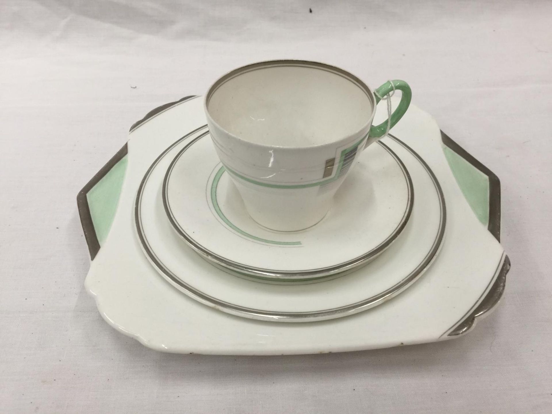 AN ART DECO STYLE SHELLEY QUAD SET MARKED C 12317 RD NO. 795072 - Image 6 of 6