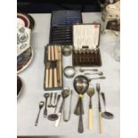 A QUANTITY OF VINTAGE FLATWARE TO INCLUDE COFFEE BEAN SPOONS IN BOX, TWO SETS OF KNIVES IN BOXES,