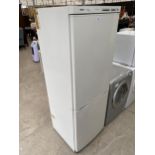 A WHITE BOSCH CLASSIXX UPRIGHT FRIDGE FREEZER