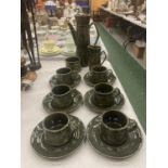 AN ELLGREAVE POTTERY SAXONY DARK GREEN COFFEE SET TO INCLUDE A COFFEE POT, CREAM JUG, SUGAR BOWL,