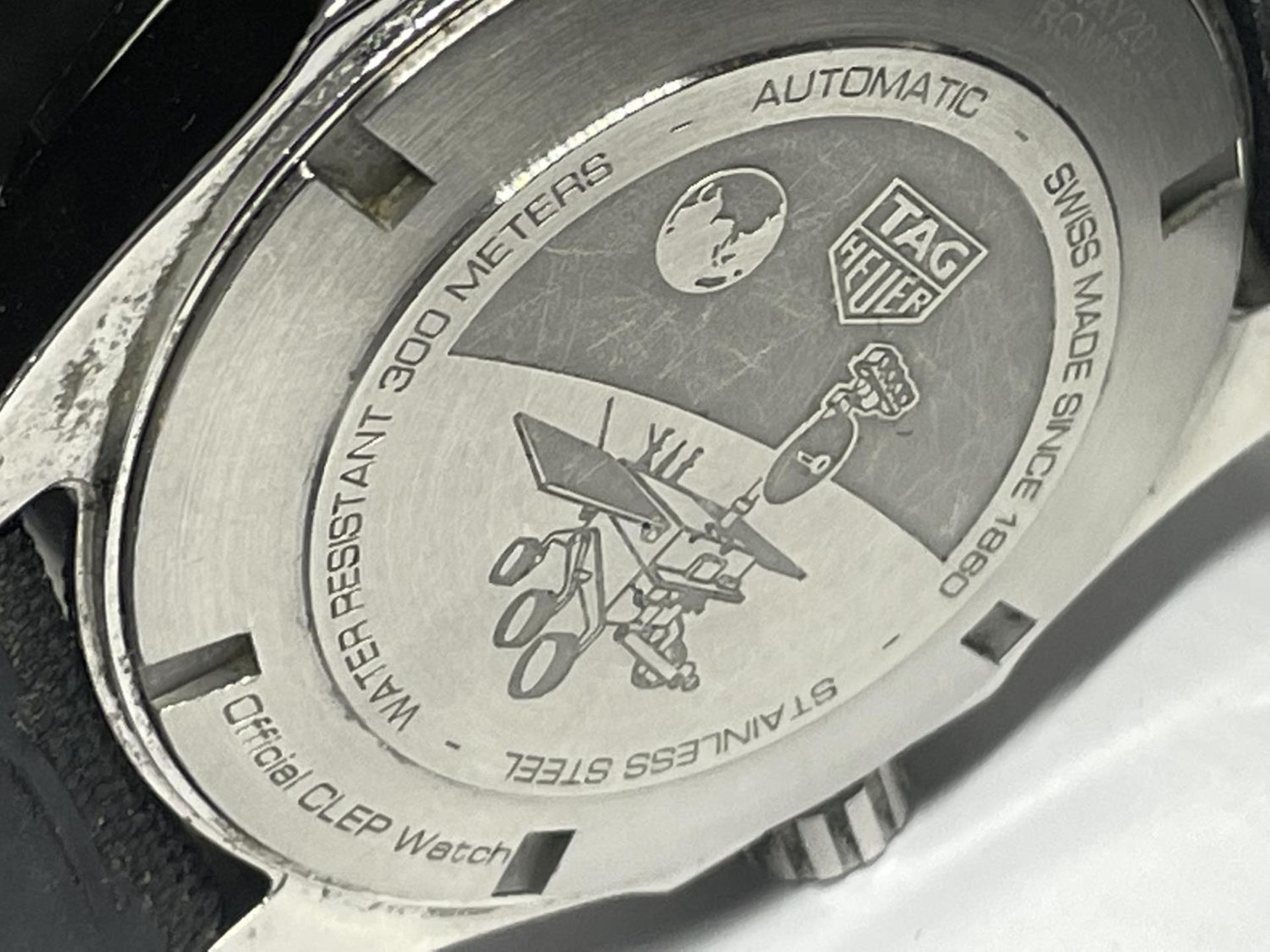 A TAG HEUER AQUARACER CALIBRE 5 AUTOMATIC WRIST WATCH SEEN WORKING BUT NO WARRANTY - Image 4 of 8