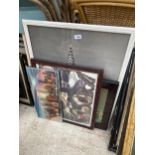 AN ASSORTMENT OF FRAMED PRINTS AND PICTURES