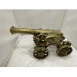 A VERY LARGE HEAVY BRASS CANNON
