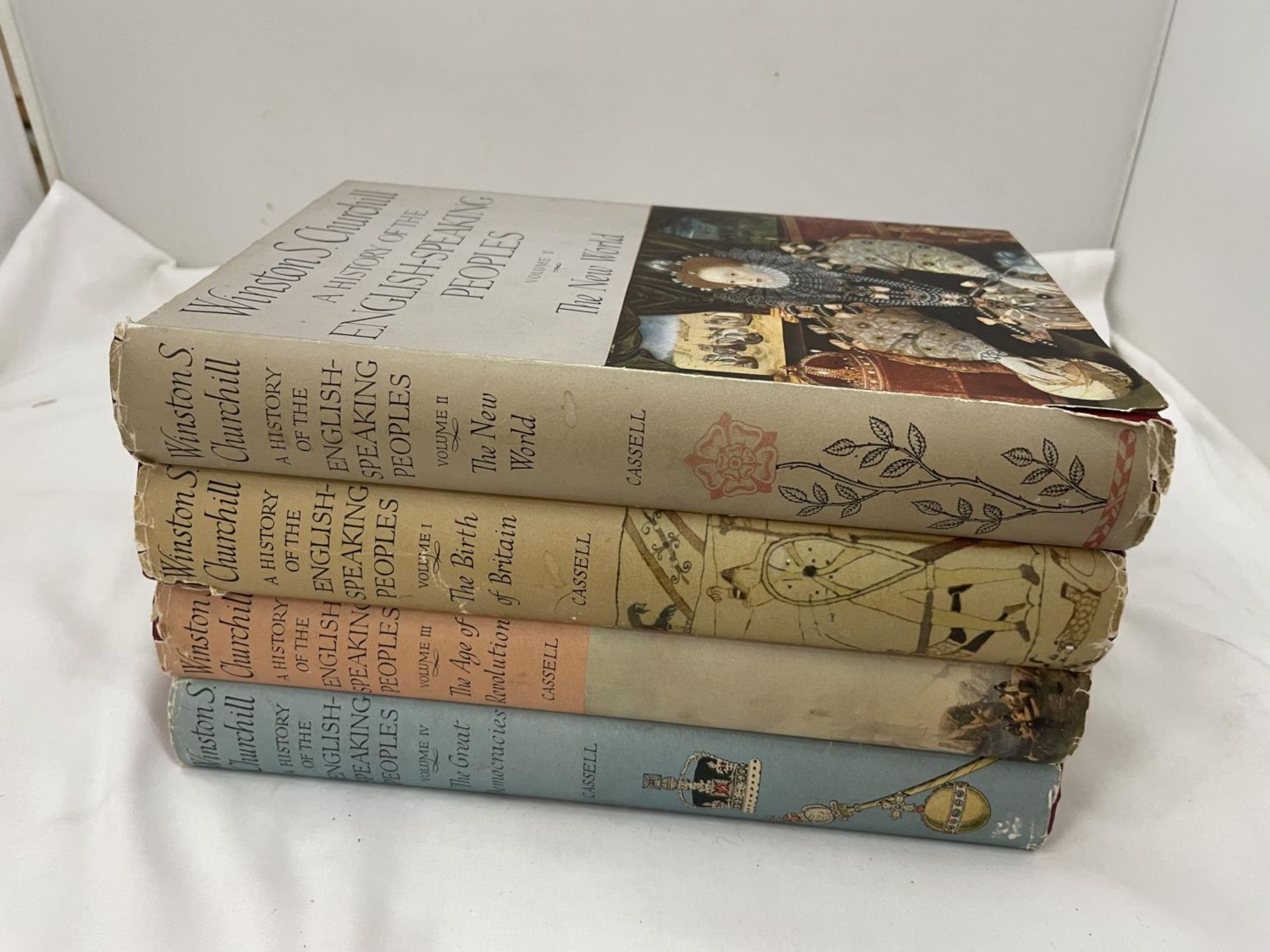 FOUR FIRST EDITION WINSTON S CHURCHILL VOLUMES 1-IV A HISTORY OF THE ENGLISH SPEAKING PEOPLES - Bild 7 aus 8