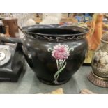 A LARGE SHELLEY BLACK AND FLORAL 'MACKINTOSH STYLE' PLANTER HEIGHT 22CM, DIAMETER 25CM