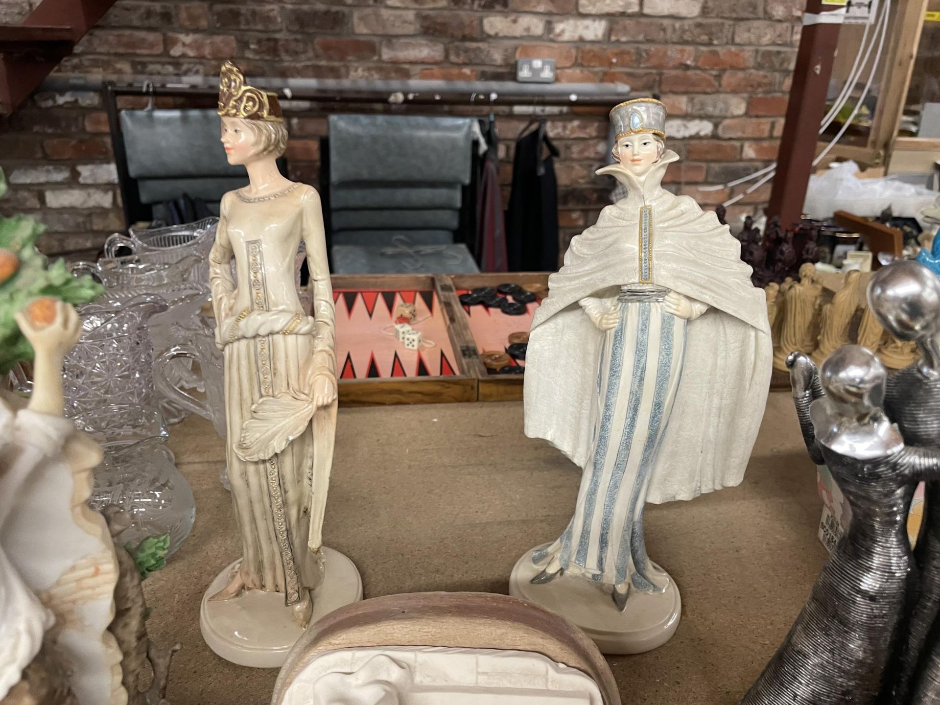 A QUANTITY OF FIGURINES TO INCLUDE ART DECO STYLE - Image 2 of 2