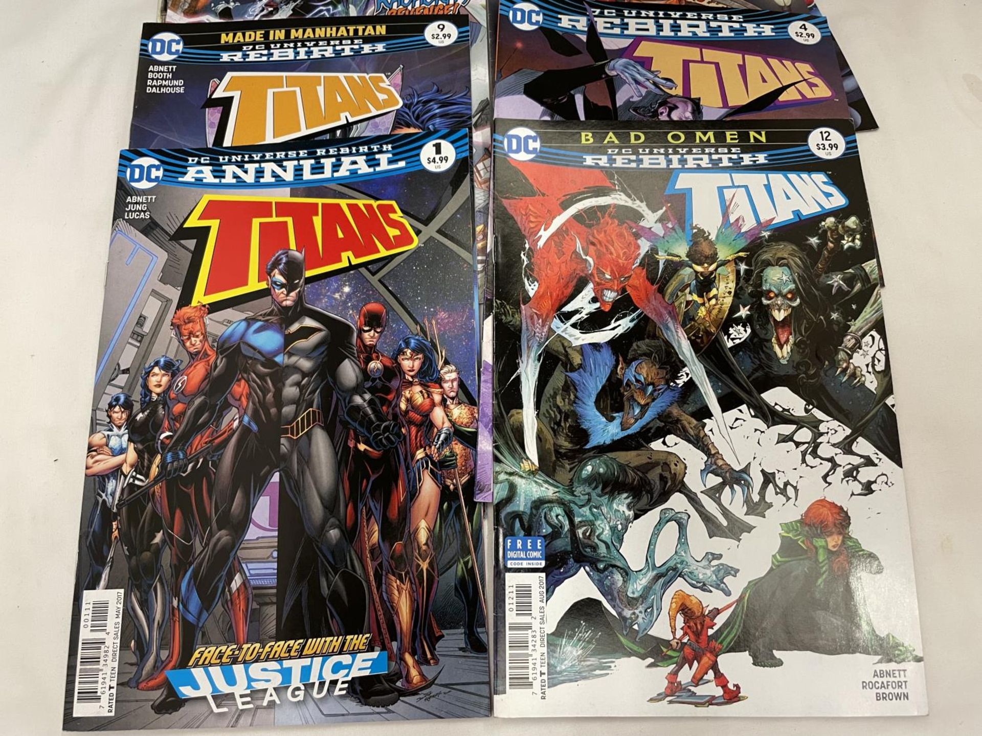 TWELVE DC TITANS COMICS AS SEEN IN THE CURRENT TV SHOWS TITANS - Image 2 of 3