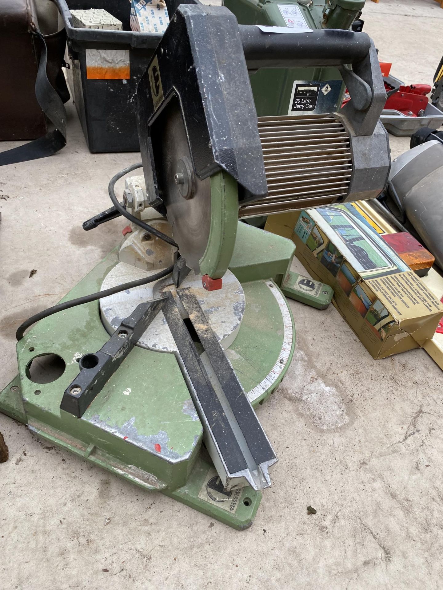 AN ELKTRA BECKUM ELECTRIC MITRE SAW - Image 2 of 3