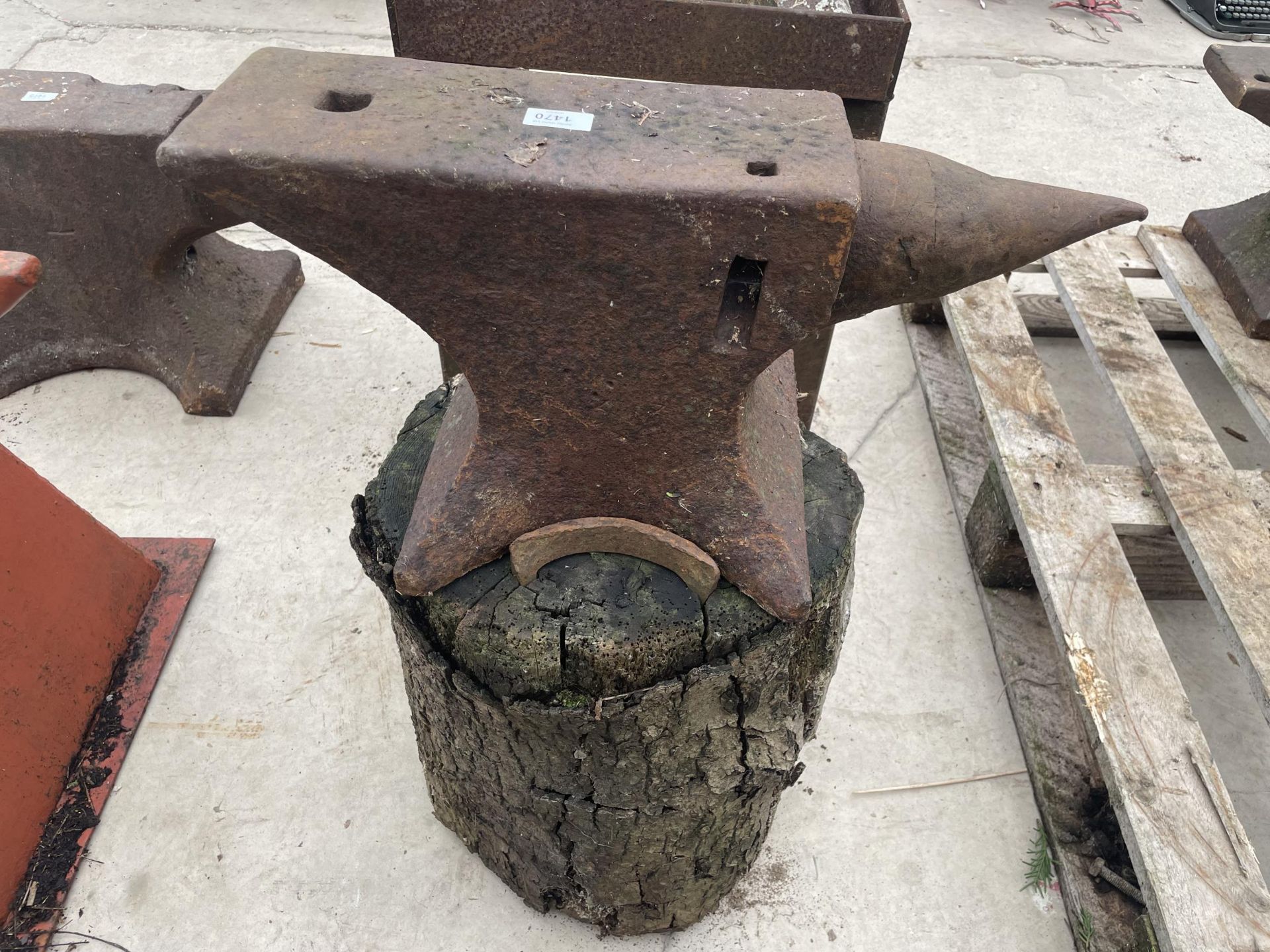 A VINTAGE BLACKSMITHS ANVIL ON A STAND LENGTH 56CM