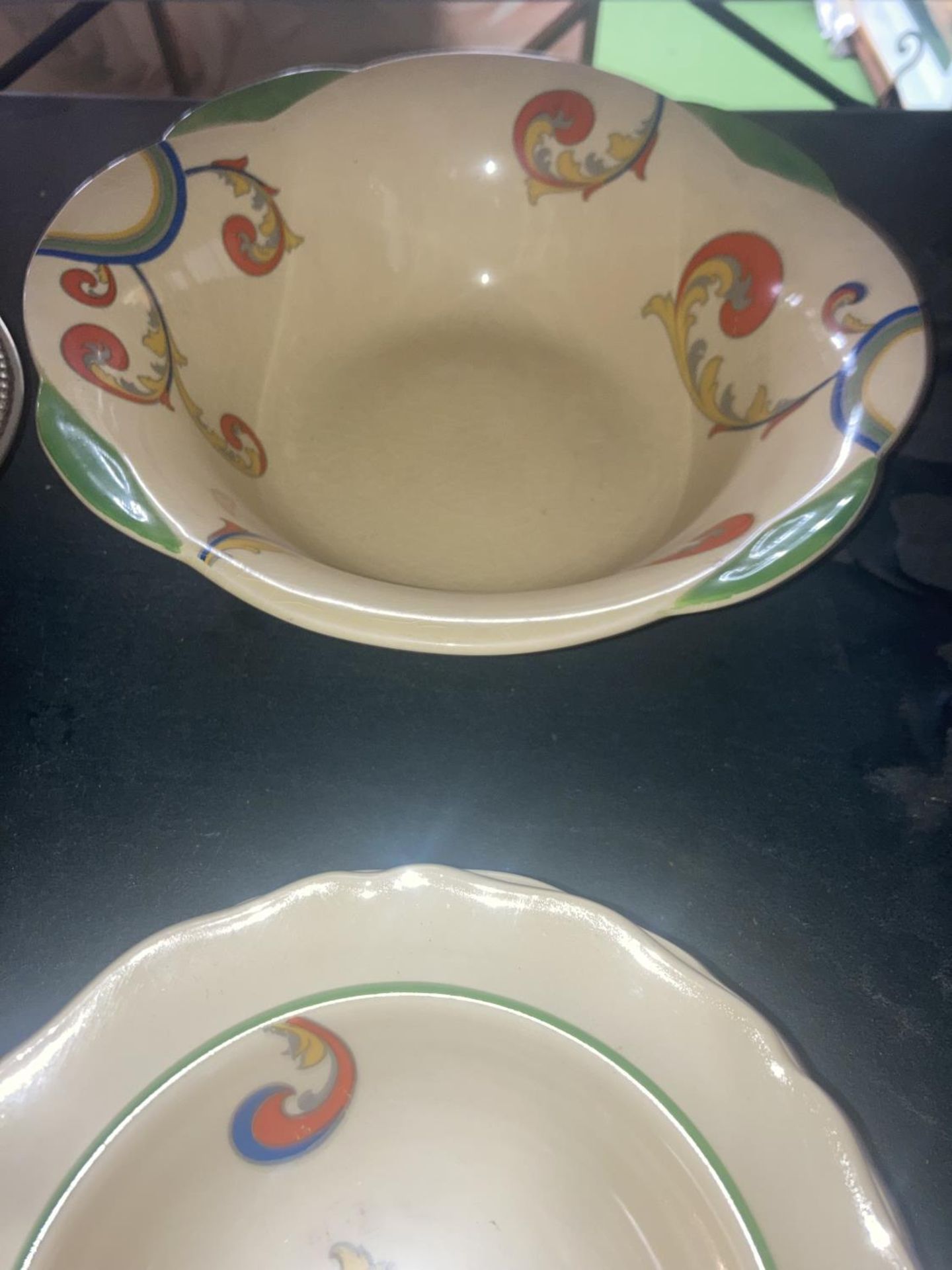 A QUANTITY OF ROYAL DOULTON 'SYREN' PATTERN NO. D.5102 BOWLS WITH 'CLARICE CLIFF' STYLE PATTERN - Image 2 of 3
