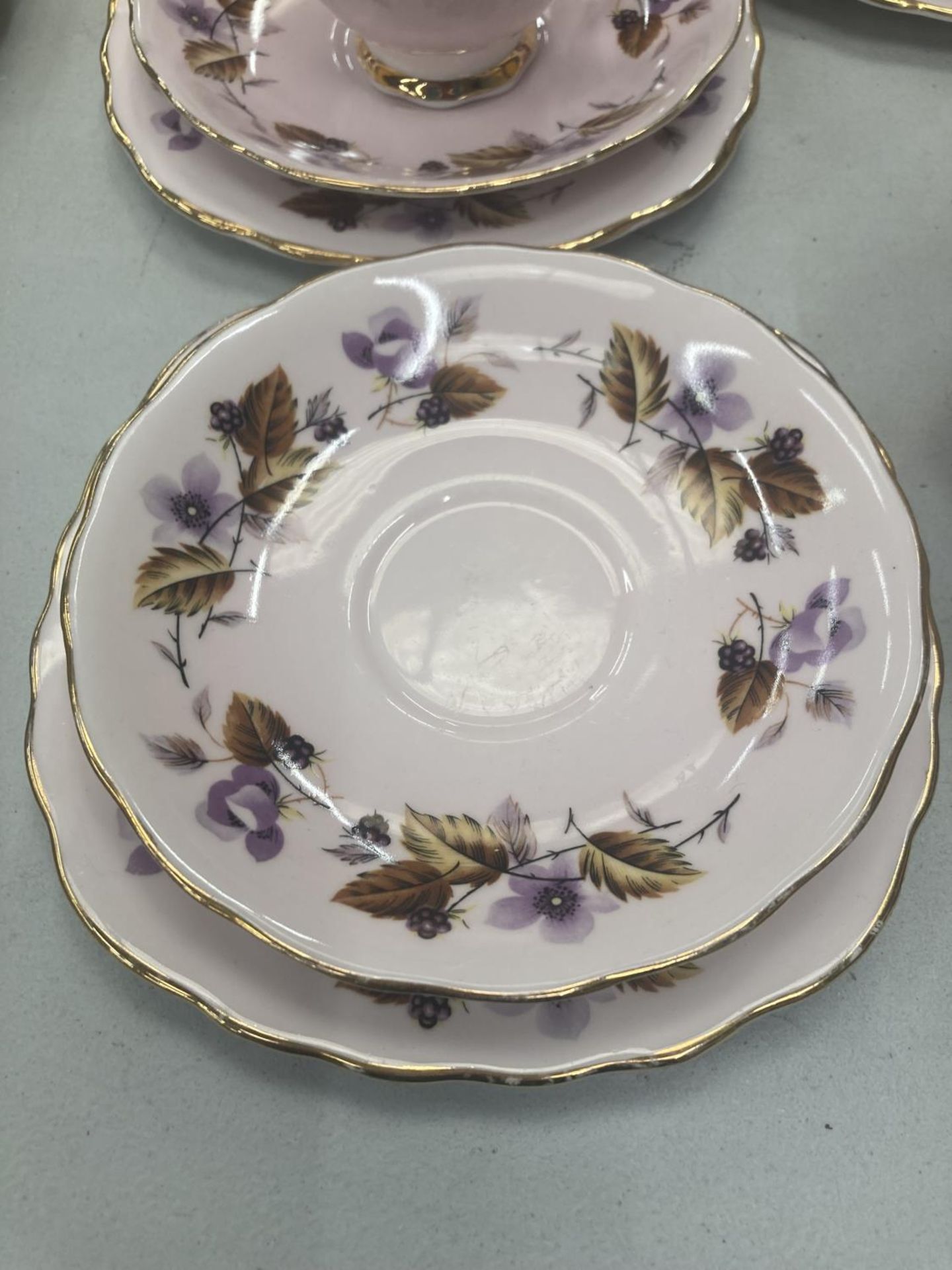 FIVE COLCLOUGH TRIOS IN LILAC WITH BLACKBERRY PATTERN PLUS A CUP AND SAUCER - Image 3 of 4