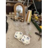 AN ASSORTMENT OF CERAMIC AND GLASS WARE TO INCLUDE PLATES, SHERRY GLASSES AND A VASE ETC