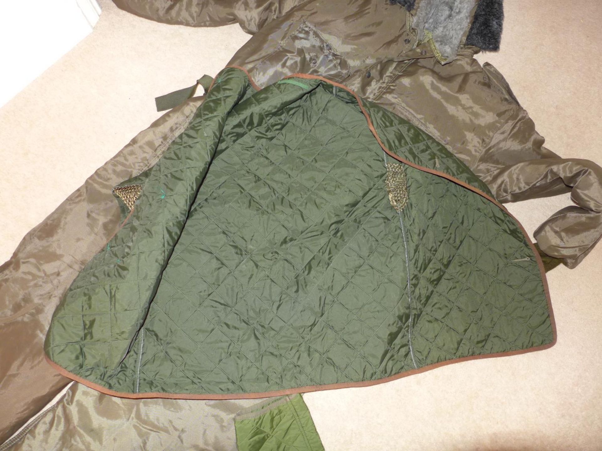 A MILITARY/FISHING/SHOOTING ALL IN ONE INSULATED SUIT, SIZE XL AND TWO QUILTED JACKETS (3) - Image 2 of 2