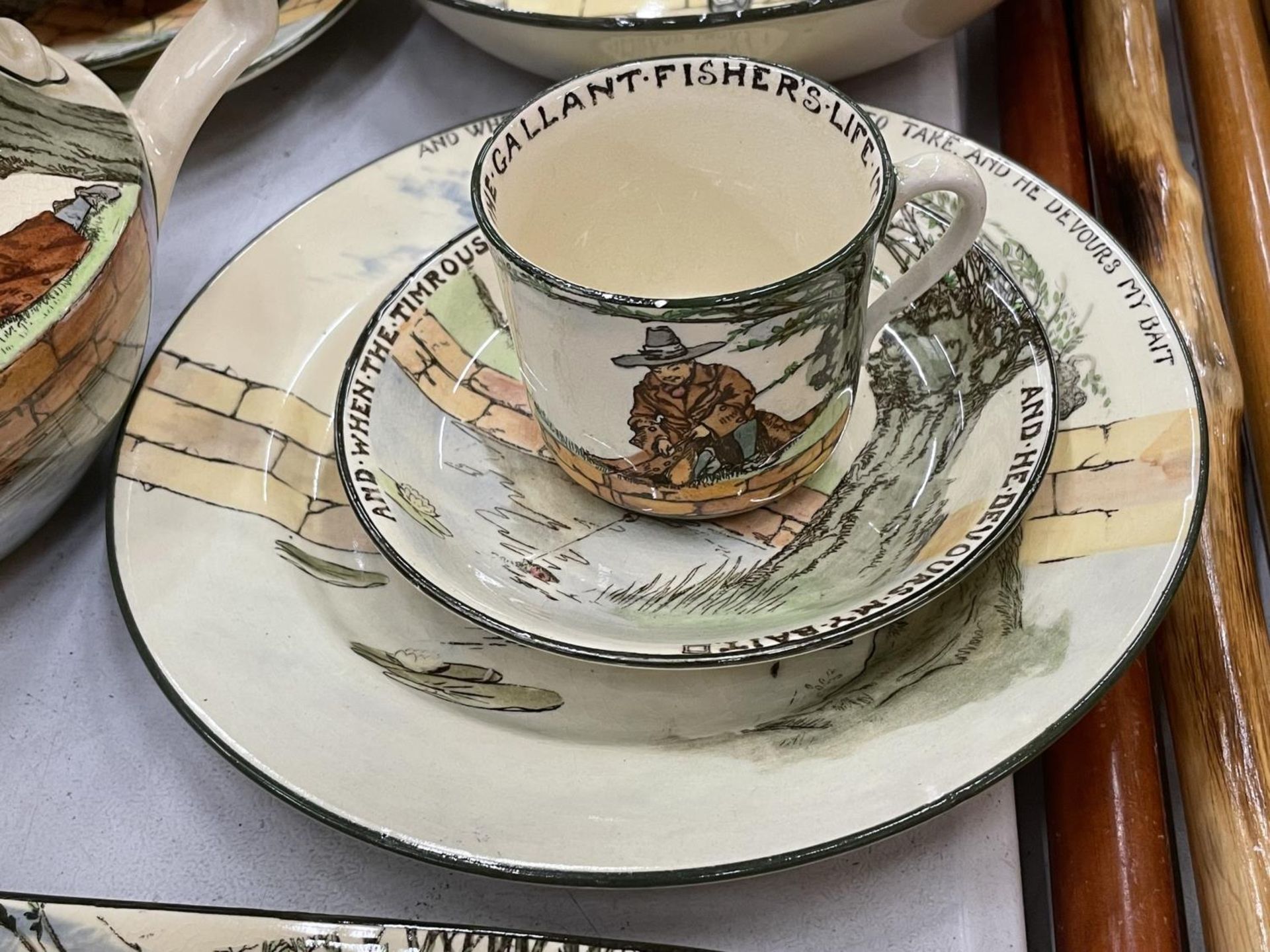 A QUANTITY OF ROYAL DOULTON 'THE GALLANT FISHERS' SERIES WARE TO INCLUDE PLATES, BOWLS, TEAPOT, CUPS - Image 3 of 7