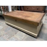 OAK LINEN BOX ON CASTORS APPROX 98CM X 58CM - 36CM HIGH