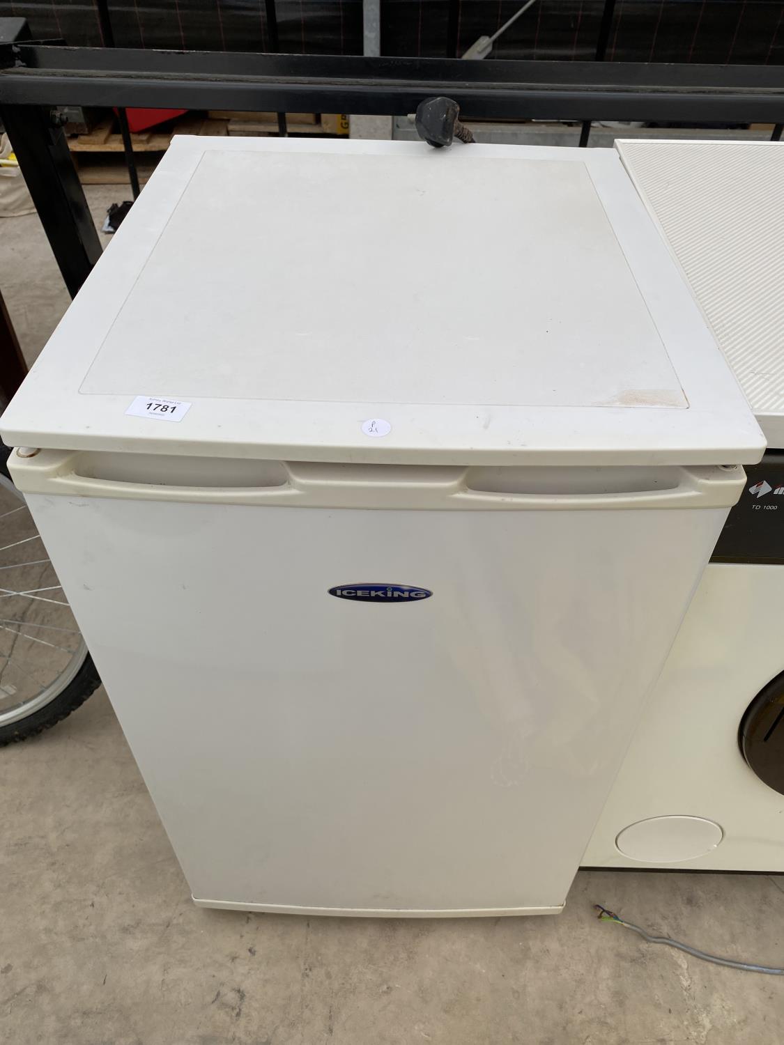 A WHITE ICEKING UNDERCOUNTER FRIDGE