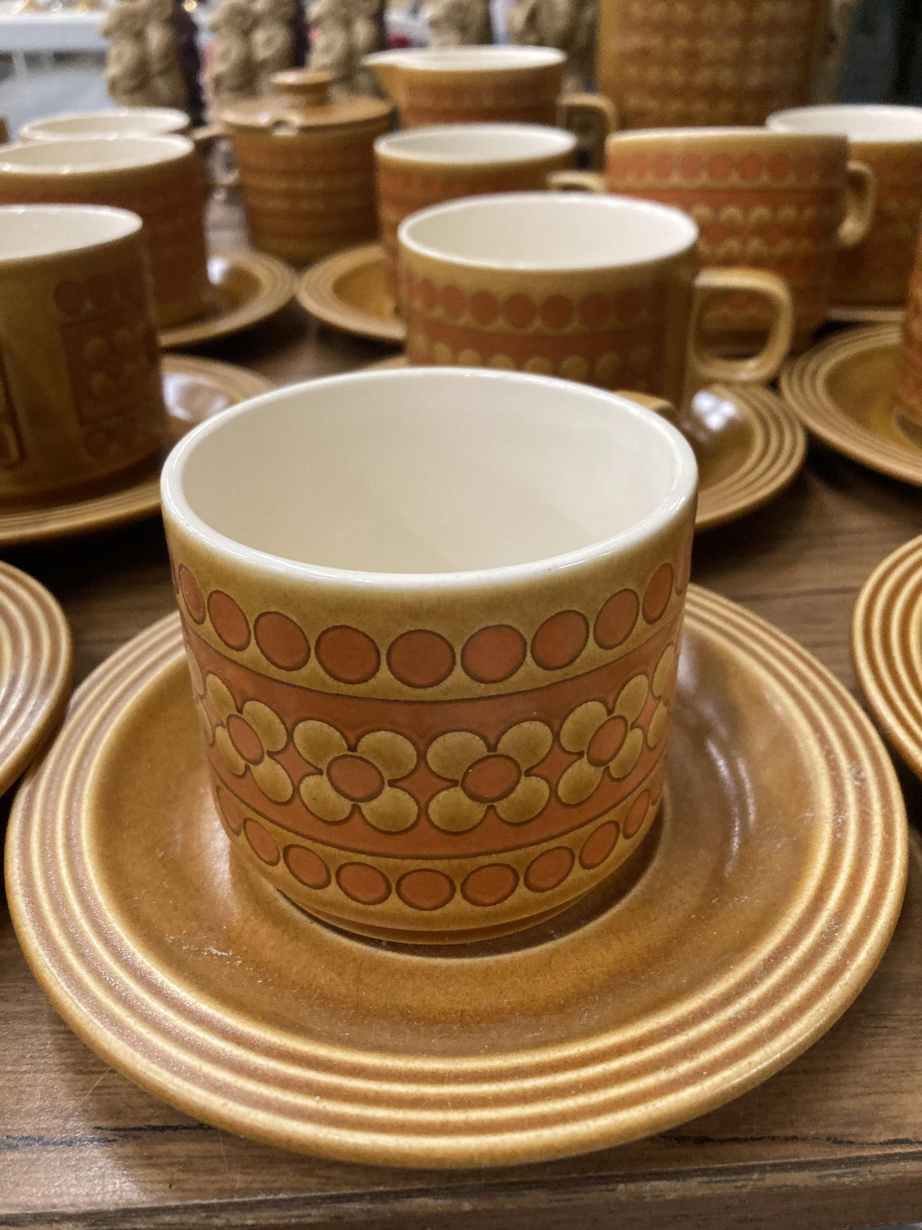 A HORNSEA POTTERY 'SAFFRON' COFFEE SET TO INCLUDE A COFFEE POT, CREAM JUG, SUGAR BOWL, BUTTER DISH - Image 2 of 6