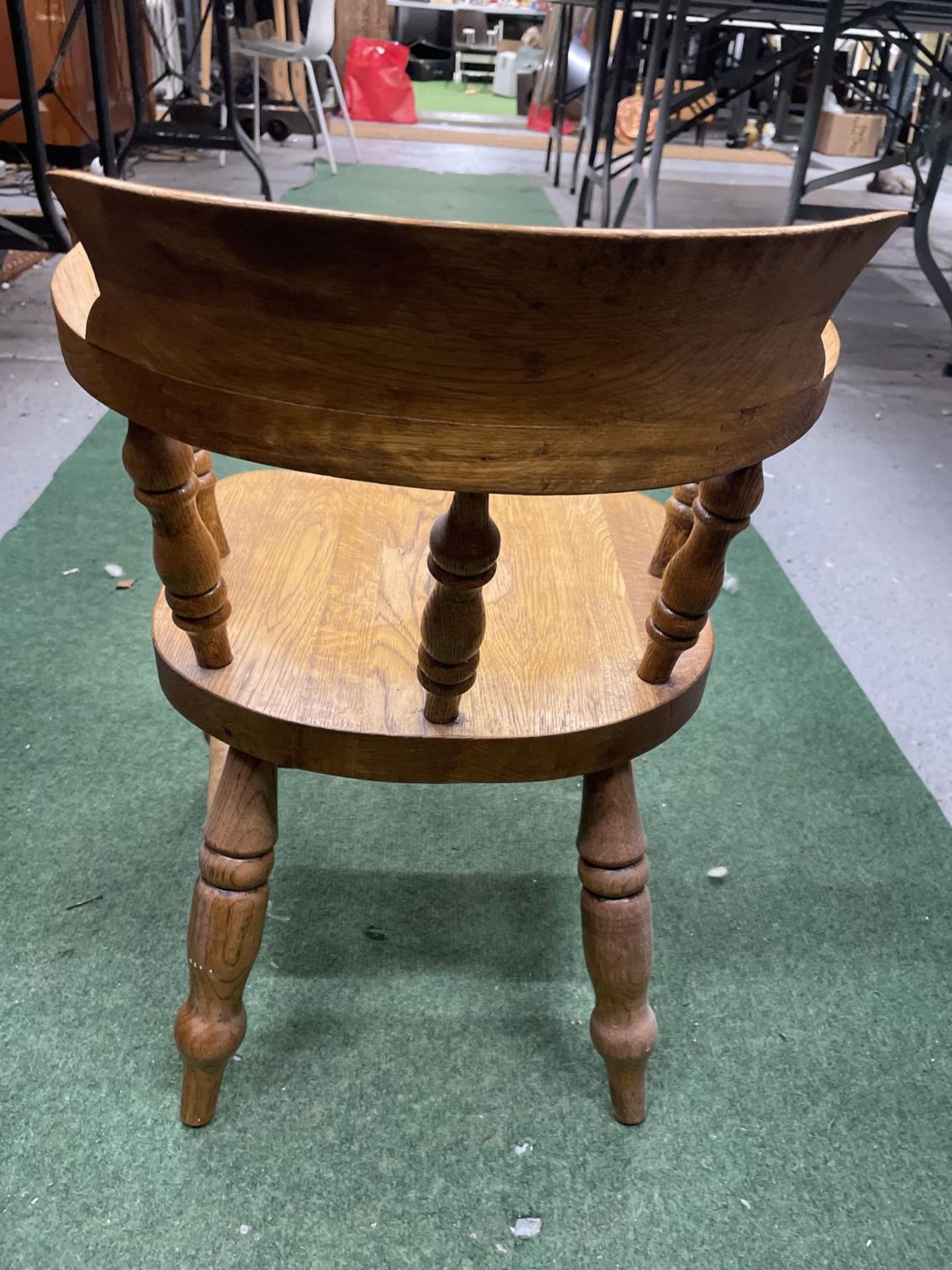 AN OAK CHILDS CAPTAINS CHAIR - Image 3 of 3