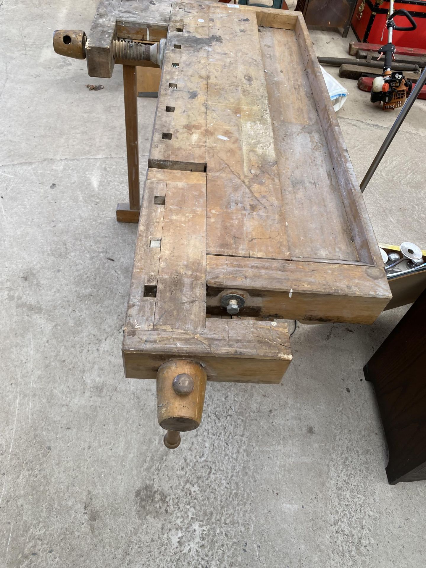 A VINTAGE WOODEN WORK BENCH WITH VICE AND FIVE DRAWERS, BEARING THE STAMP 'RJHBERGS' (SOME WOODWORM) - Image 3 of 6