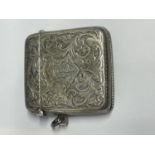 A HALLMARKED BIRMINGHAM SILVER VESTA CASE WEIGHT 38.8G