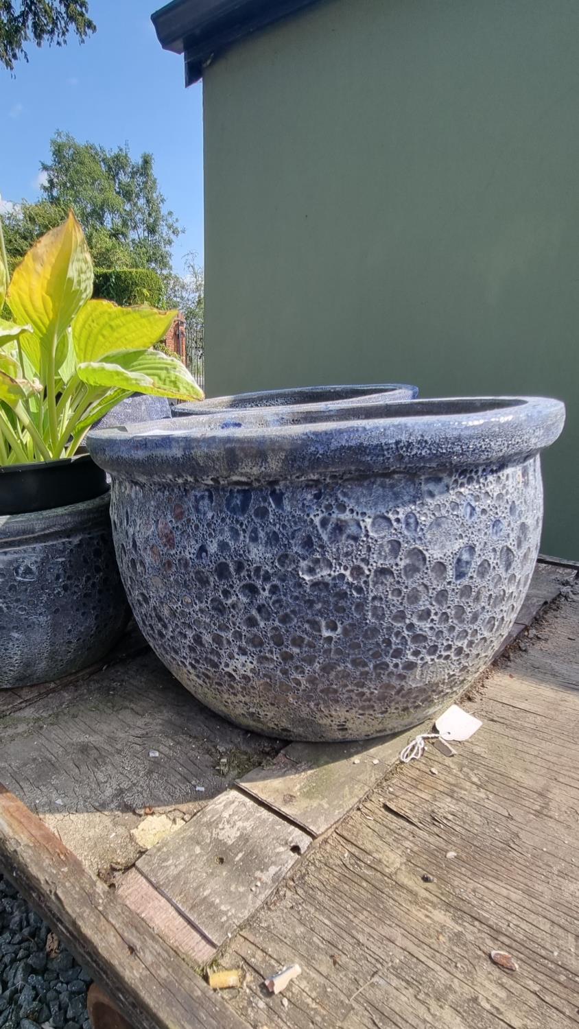 APPROX 4 MODERN GARDEN PLANTERS BIGGEST 50CM X 30CM APPROX - Bild 3 aus 3