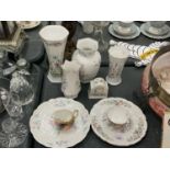 A QUANTITY OF CERAMICS TO INCLUDE AYNSLEY 'LITTLE SWEETHEART', 'WILD TUDOR' PLUS TWO PIECES OF