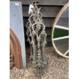 5 X CAST IRON BALUSTRADES APPROX 100CM HIGH