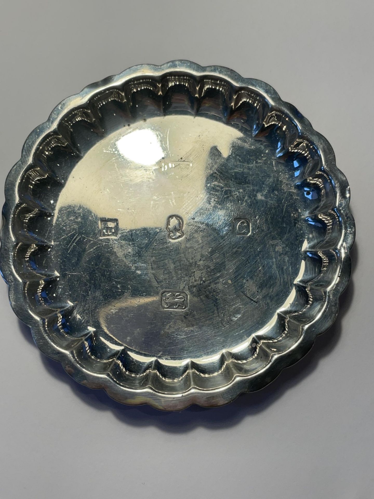 A HALLMARKED BIRMINGHAM SILVER PIN TRAY GROSS WEIGHT 35.9 GRAMS