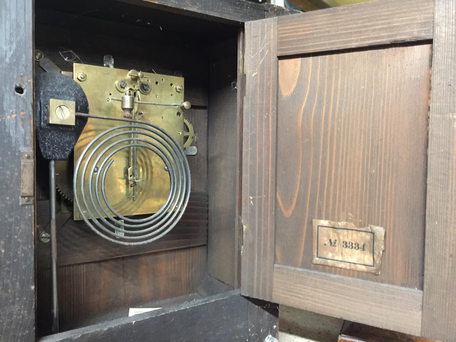 TWO VINTAGE MAHOGANY CASED MANTLE CLOCKS, BOTH WITH KEYS AND PENDULUMS - Image 4 of 5