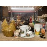 A QUANTITY OF COCKEREL AND HEN THEMED ITEMS TO INCLUDE CUPS, HEN CROCK, FIGURES, ETC