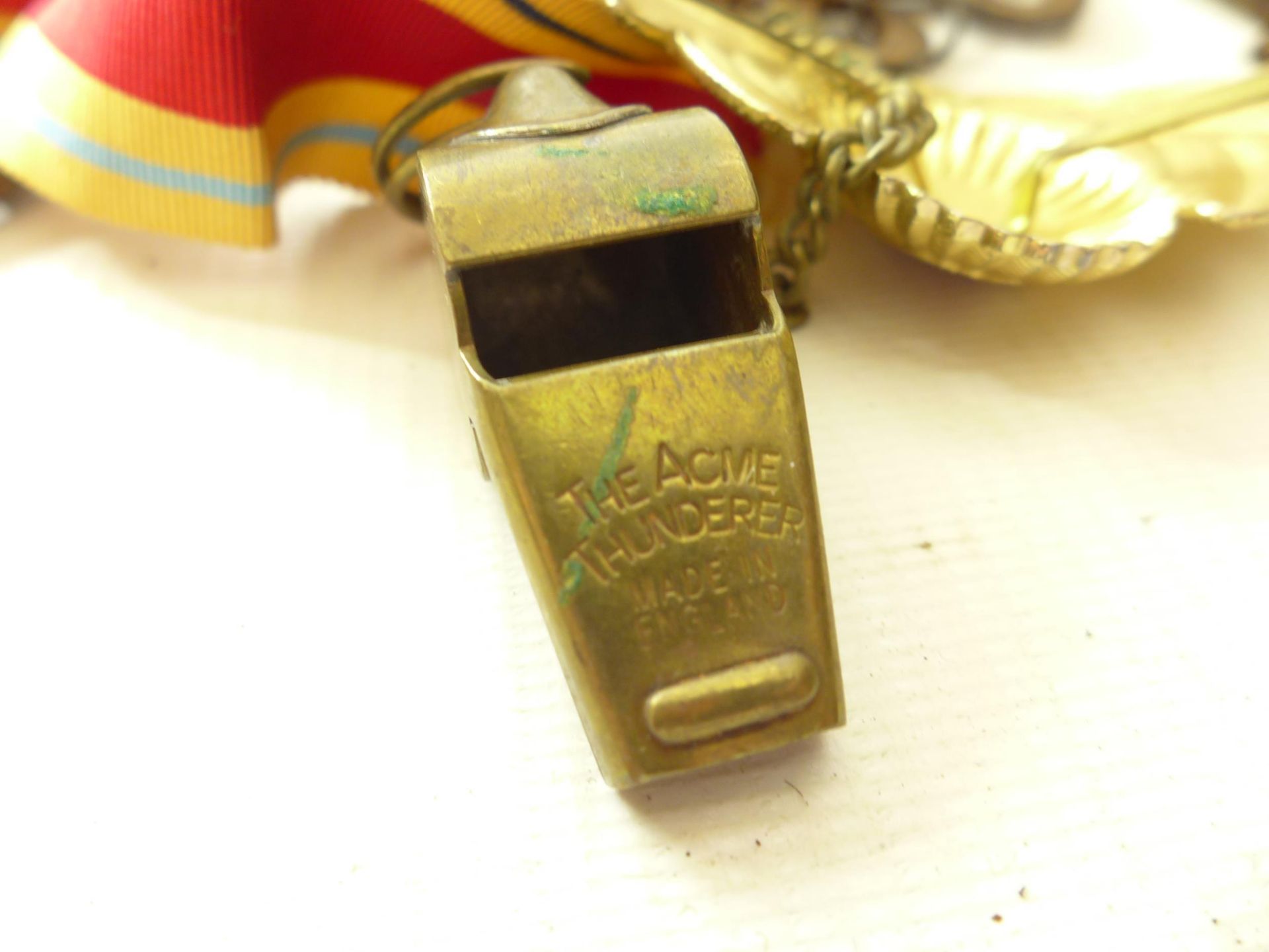 THREE BRASS SHELL CASES, HEIGHTS 7CM TO 11CM, MEDAL RIBBONS, KEYS ETC - Image 4 of 4