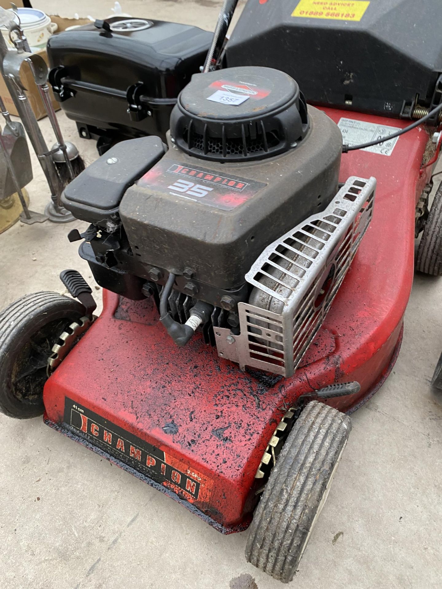 A CHAMPION PETROL ENGINE LAWN MOWER - Image 3 of 3