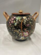 A VINTAGE LARGE TWIN HANDLED LIDDED POT WITH FLORAL DESIGN HEIGHT 22CM