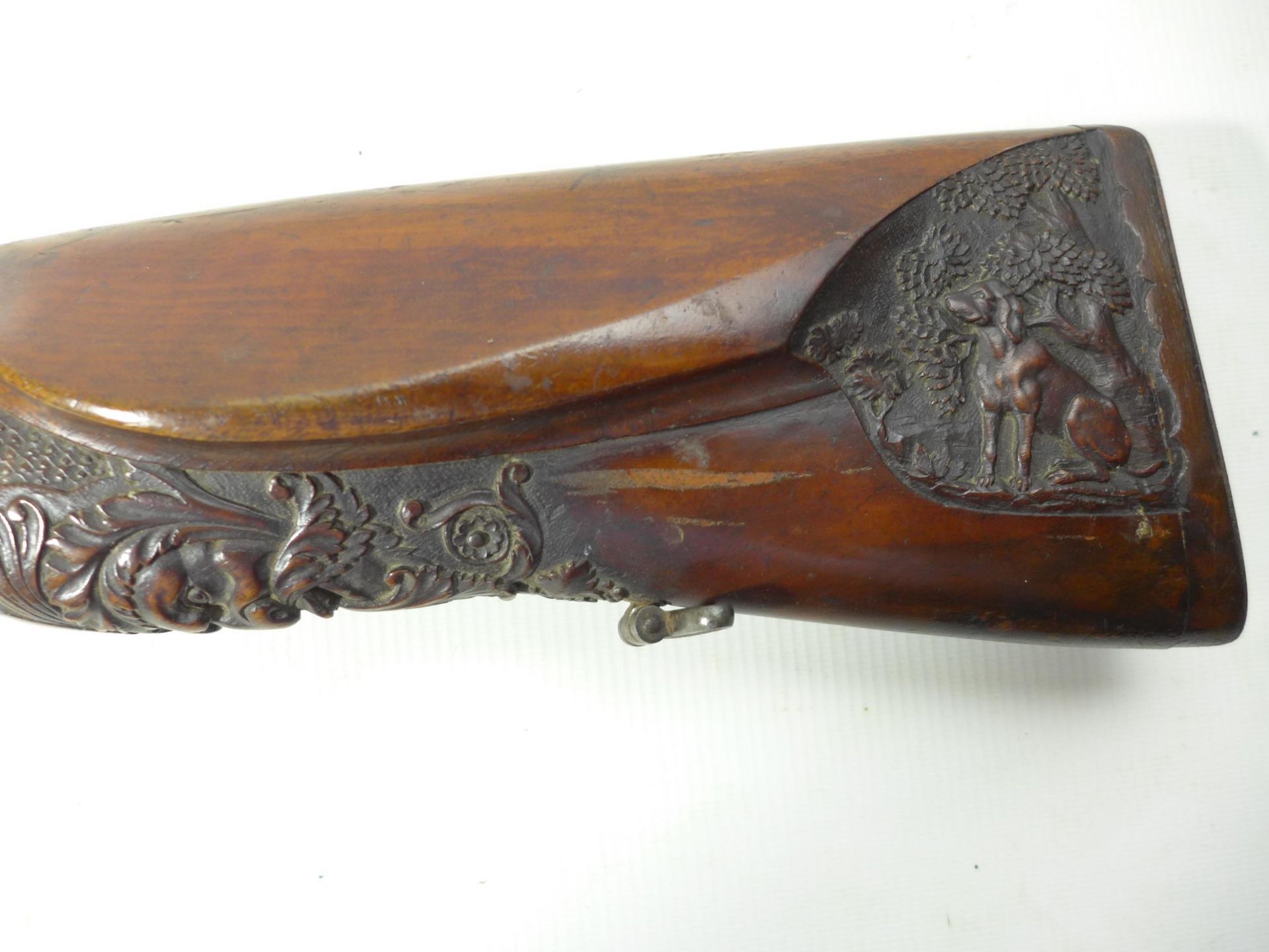 A GOOD QUALITY 14MM PERCUSSION CAP SIDE BY SIDE SHOTGUN, BLUED 70CM DAMASCUS BARRELS, THE RIB WITH - Image 4 of 14