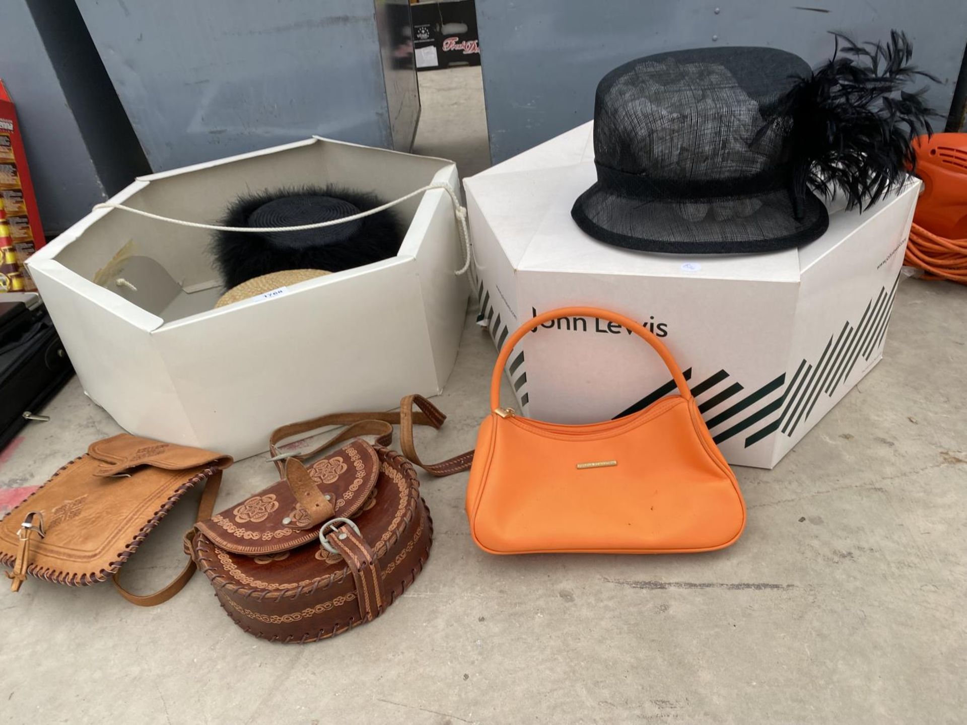 AN ASSORTMENT OF LADIES HANDBAGS AND HATS - Image 2 of 3