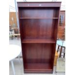 A MODERN MAHOGANY FIVE TIER OPEN BOOKCASE WITH DENTIL CORNICE, 36" WIDE