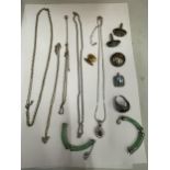 A QUANTITY OF COSTUME JEWELLERY