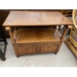 AN EARLY 20TH CENTURY OAK MONKS BENCH 36" WIDE