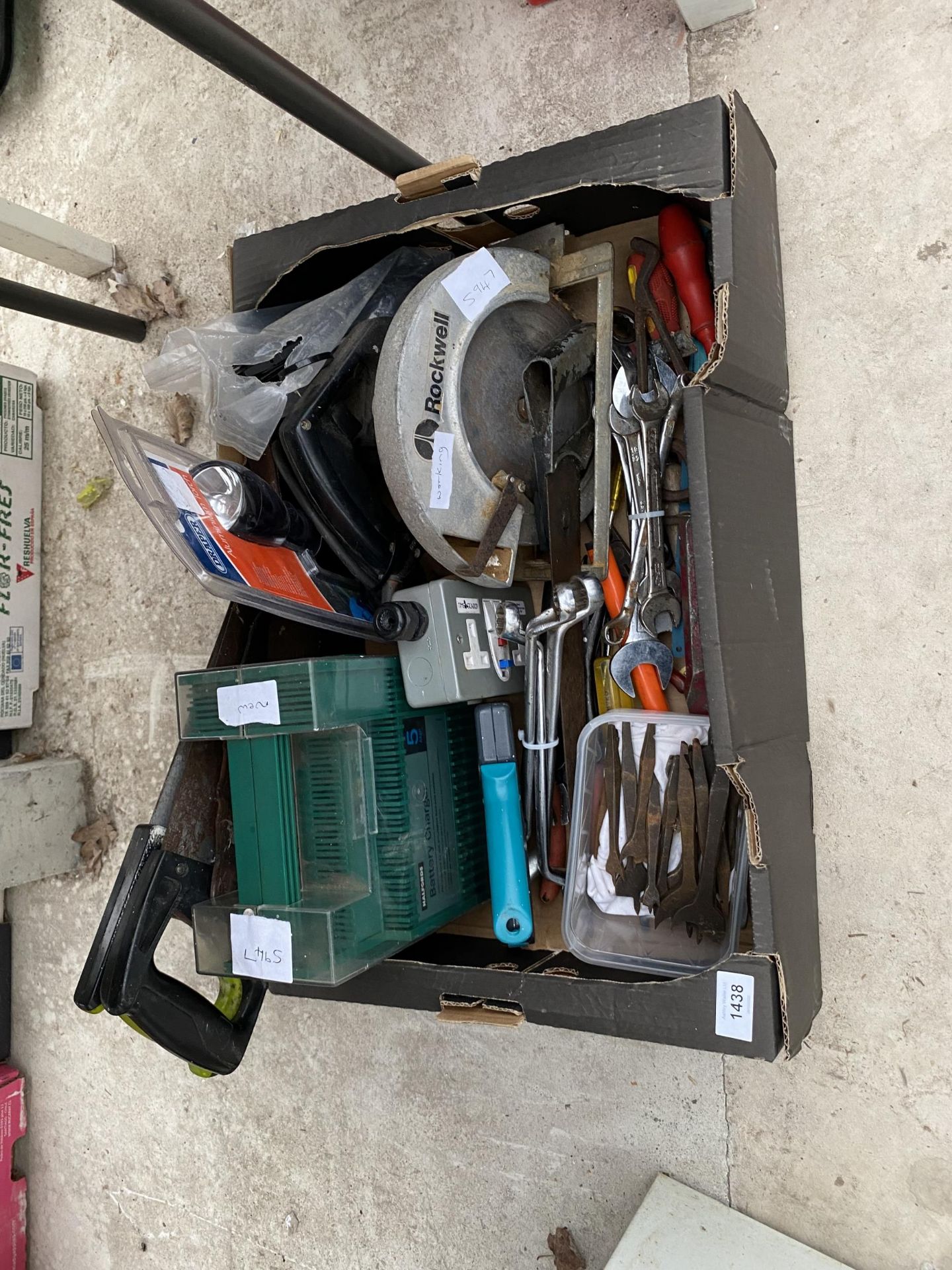 AN ASSORTMENT OF TOOLS TO INCLUDE A ROCKWELL CIRCULAR SAW, SPANNERS AND SAWS ETC