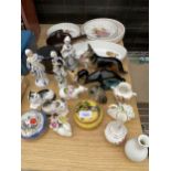 AN ASSORTMENT OF CERAMICS TO INCLUDE A POOLE DOLPHIN, BESWICK STYLE DOGS AND ROYAL WORCESTER