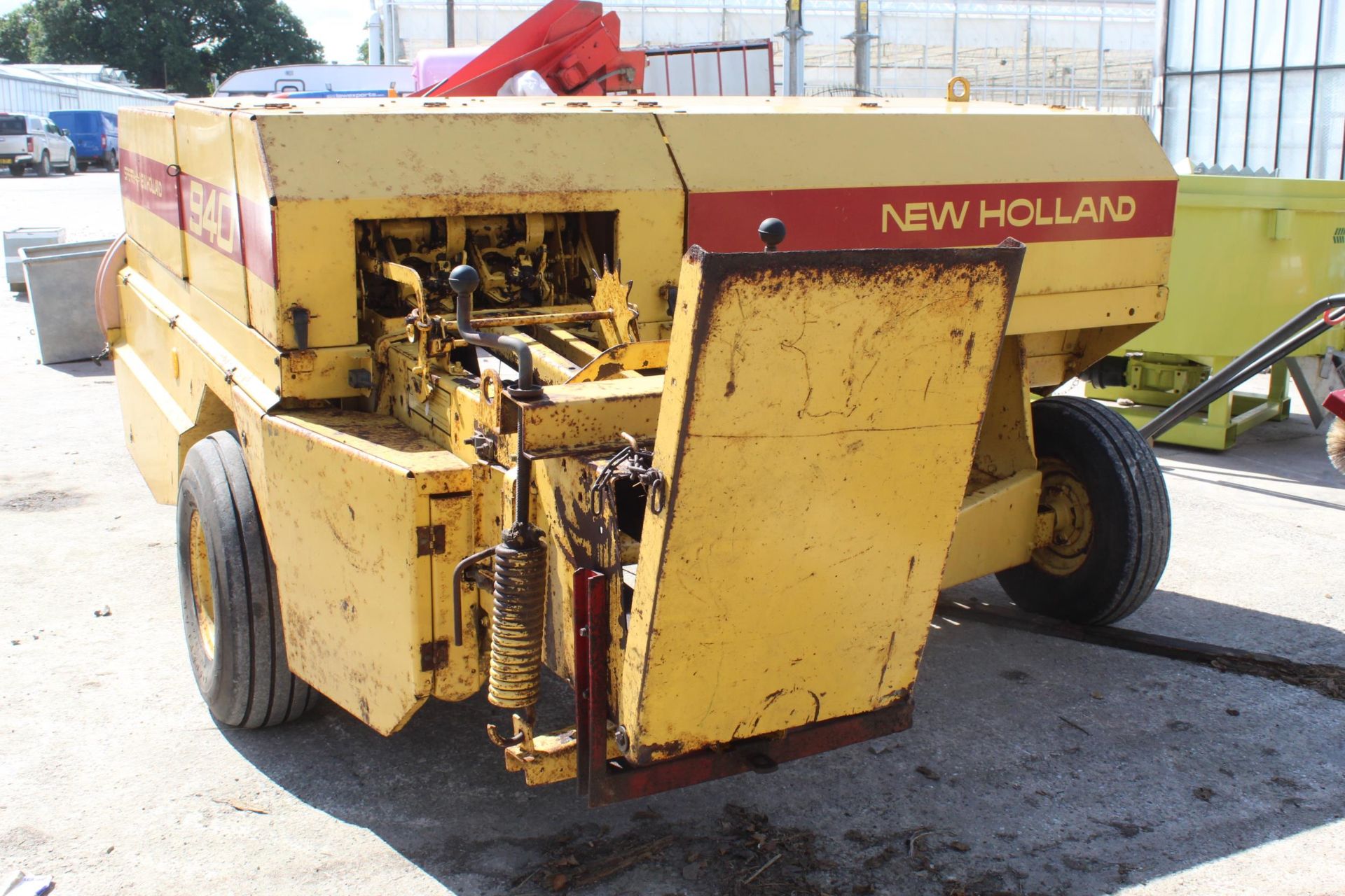 A NEW HOLLAND 940 CONVENTIONAL BALER WITH PTO SHAFT IN THE OFFICE NO VAT - Image 3 of 3