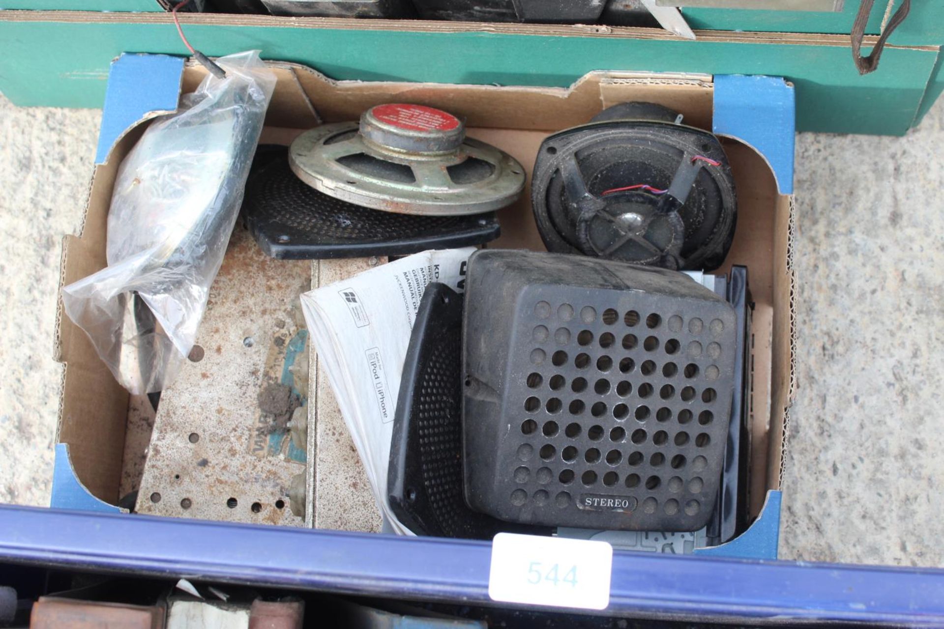 4 BOXES OF AUTO JUMBLE NO VAT - Image 4 of 5