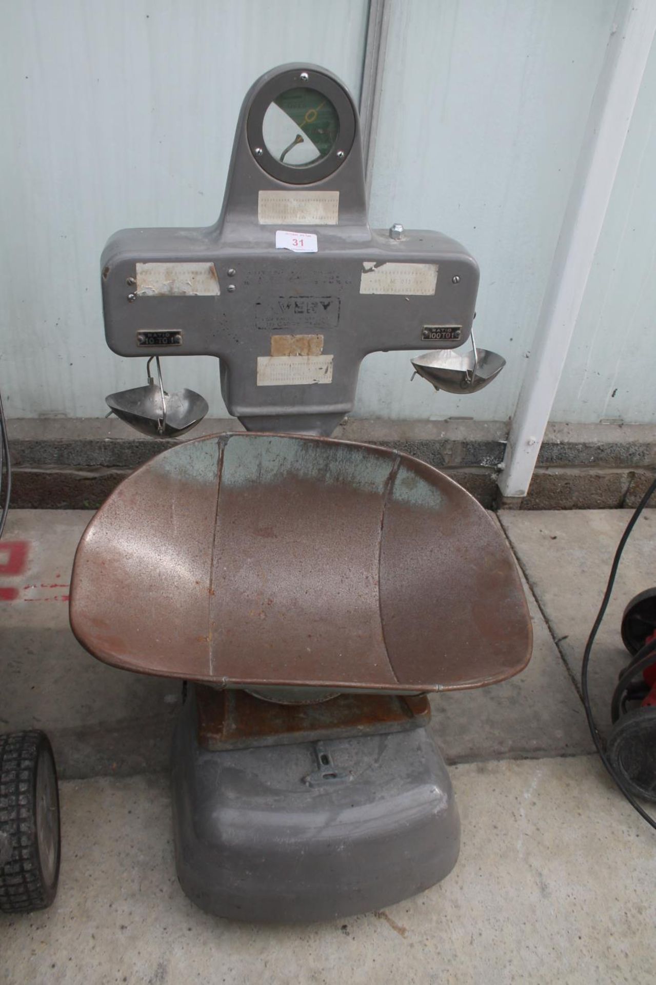 AVERY INDUSTRIAL SCALES NO VAT