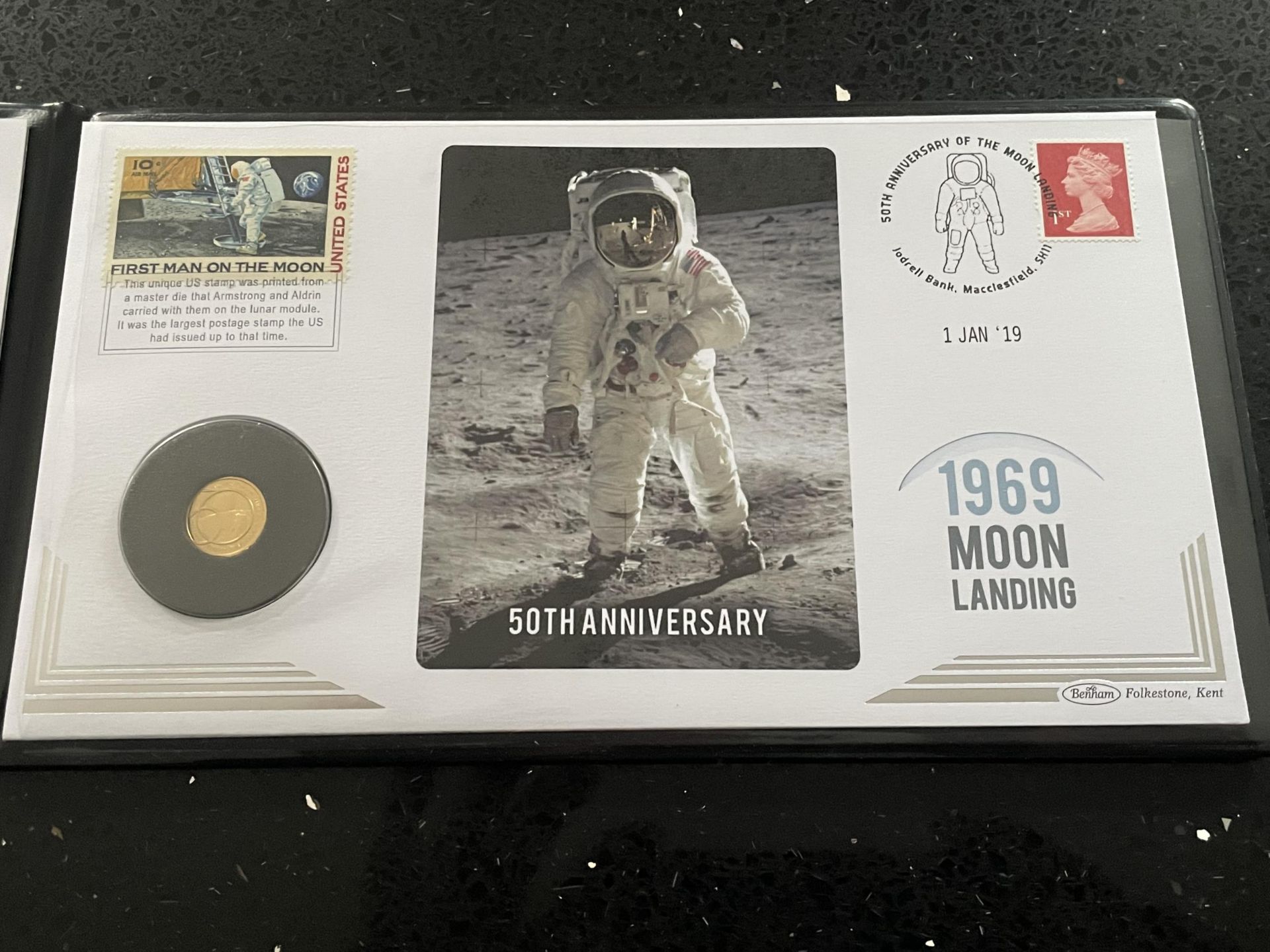 A 50TH ANNIVERSARY OF THE MOON LANDING 9 CARAT GOLD COMMEMORATIVE COIN COVER - LIMITED EDITION OF - Image 2 of 4