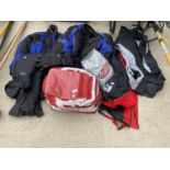 A LARGE ASSORTMENT OF MOTORBIKE ITEMS TO INCLUDE A LADIES SIZE TEN SUIT, A MENS M JACKET AND A