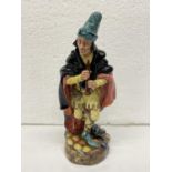 A ROYAL DOULTON FIGURE THE PIED PIPER HN 2102