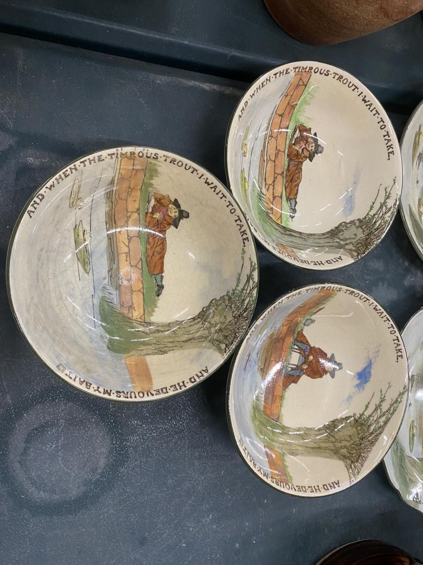 A COLLECTION OF ROYAL DOULTON 'THE GALLANT FISHERS' SERIES WARE TO INCLUDE PLATES AND BOWLS - ONE - Image 3 of 5